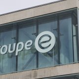 Après deux exercices marqués par des turbulences sans précédent sur les marchés de l'électricité, le Groupe E estime présenter un résultat opérationnel "insuffisant" en regard des investissements nécessaires en faveur de la transition énergétique (archives). KEYSTONE/THOMAS DELLEY